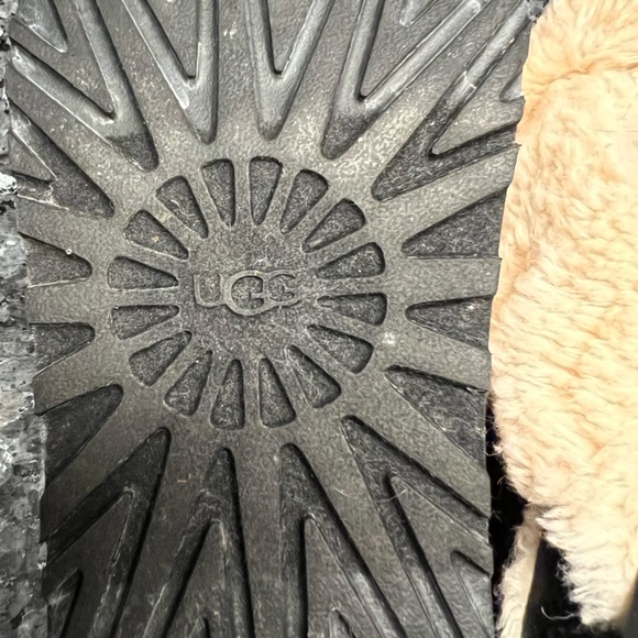 UGG Sherpa Fuzz Sugar Cross Plant Based Sustainable Platform Slides - Picture 5 of 16